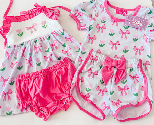 Simple Tulips Collection