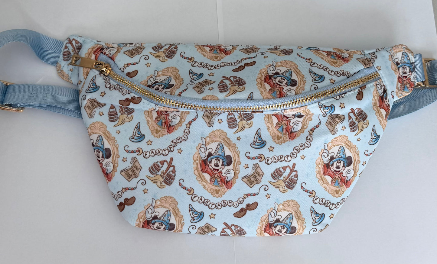 Medium Belt Bag - Sorcerer